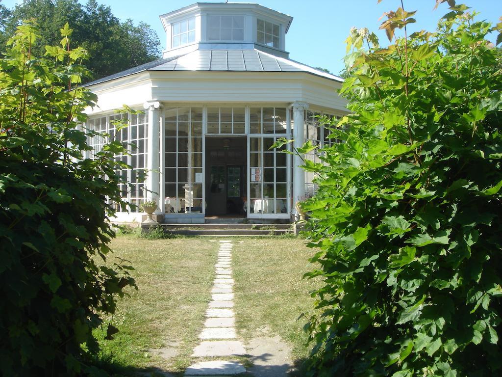 مبيت وإفطار Vagnhärad Tullgarns Vardshus المظهر الخارجي الصورة