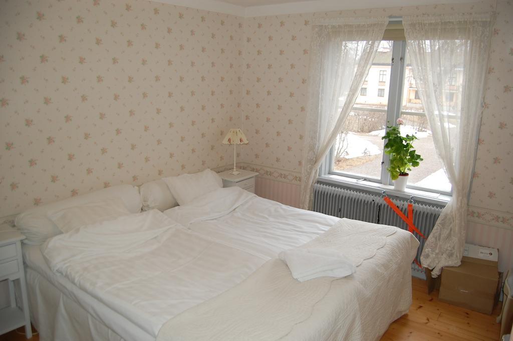 مبيت وإفطار Vagnhärad Tullgarns Vardshus الغرفة الصورة
